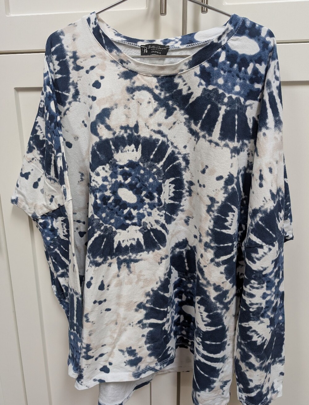 Bella Amore Tie- Dye Pullover